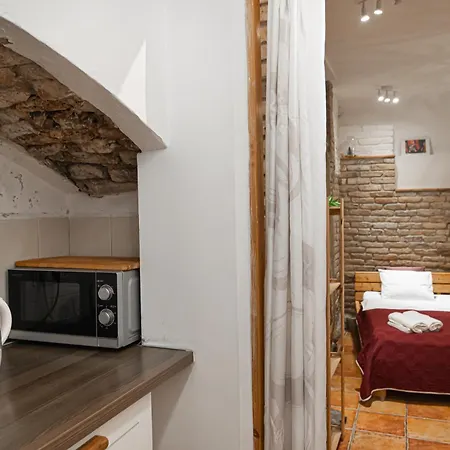 St Anne Apartment *
